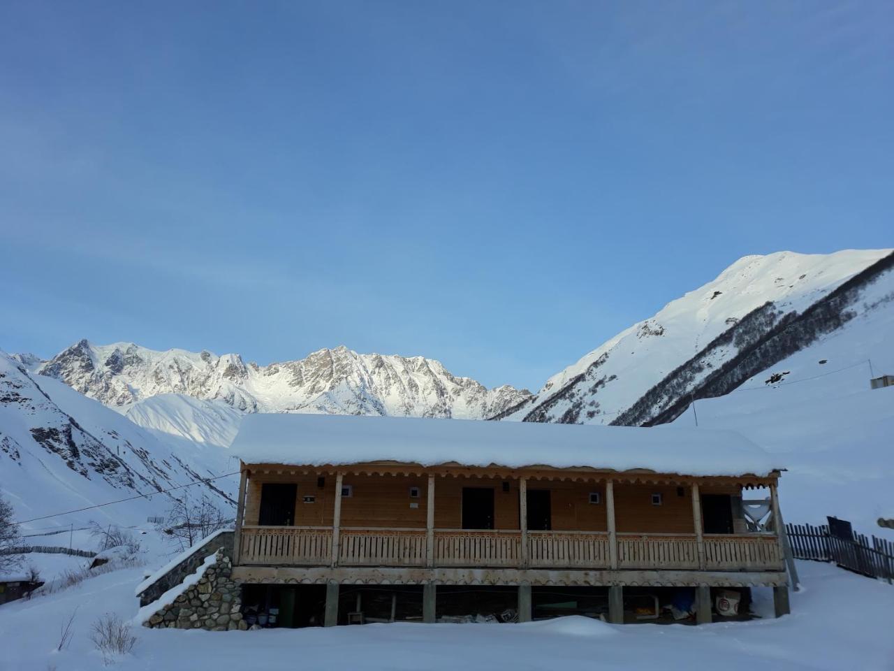 Hotel Maxvshi Ušguli Exteriér fotografie
